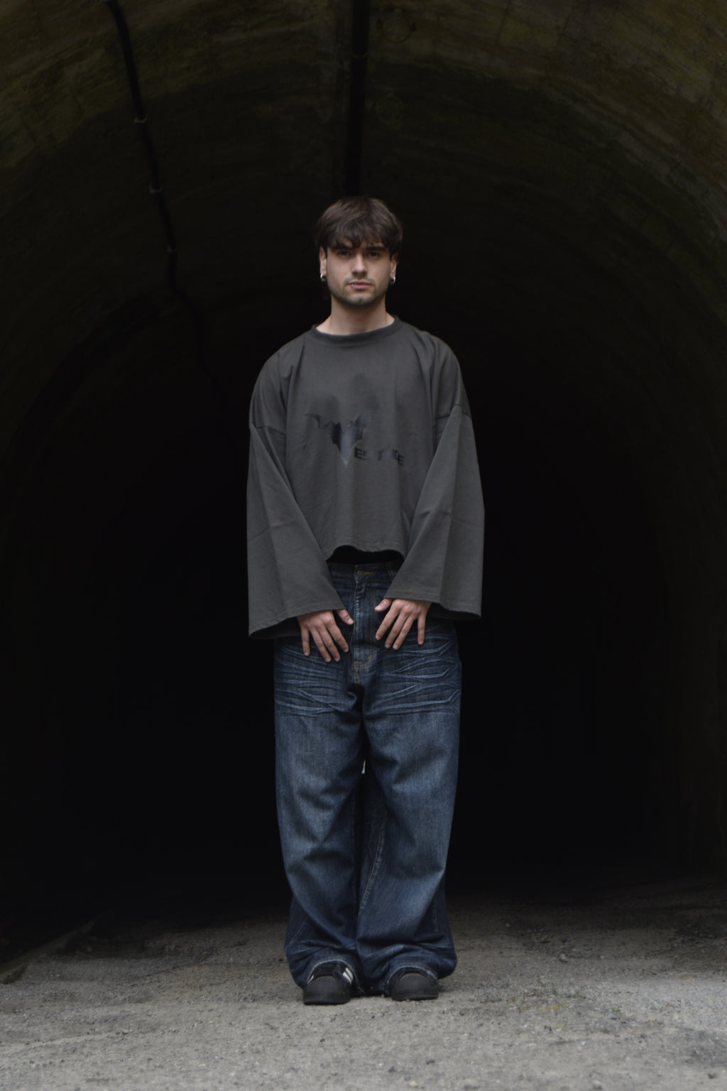 VESTIGE LONGSLEEVE C12